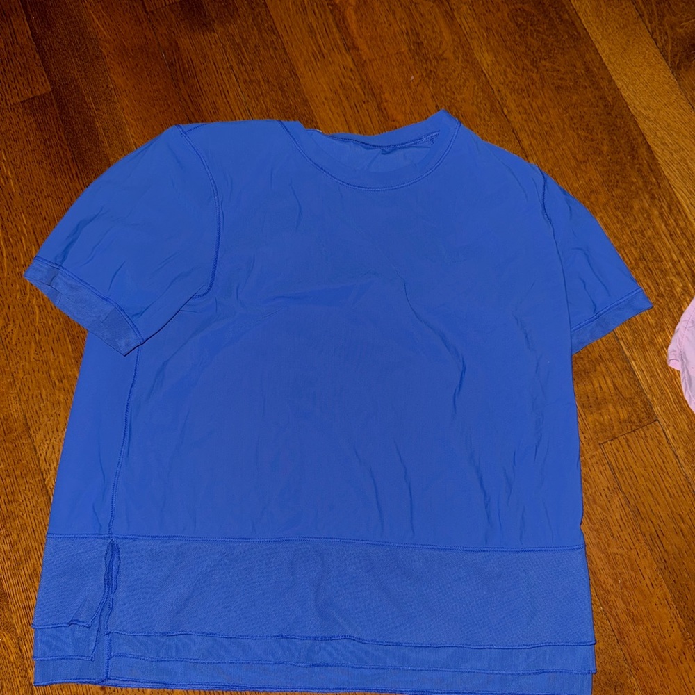 lululemon athletica Blue Crop Top